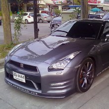 Nissan GT-R