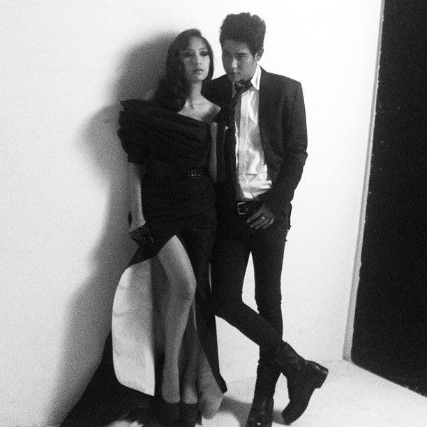 มิ้นท์-ณัฐวรา & พอร์ช- ศรัณย์ ถ่ายแบบนิตยสาร CROW