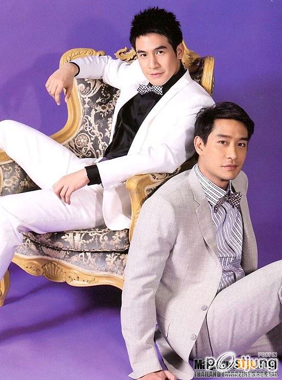 แฟชั่น ส่งมอบความสุข กับ พลอย ป้อง โป๊ป ภาพแฟชั่น จาก นิตยสาร ขวัญเรือน