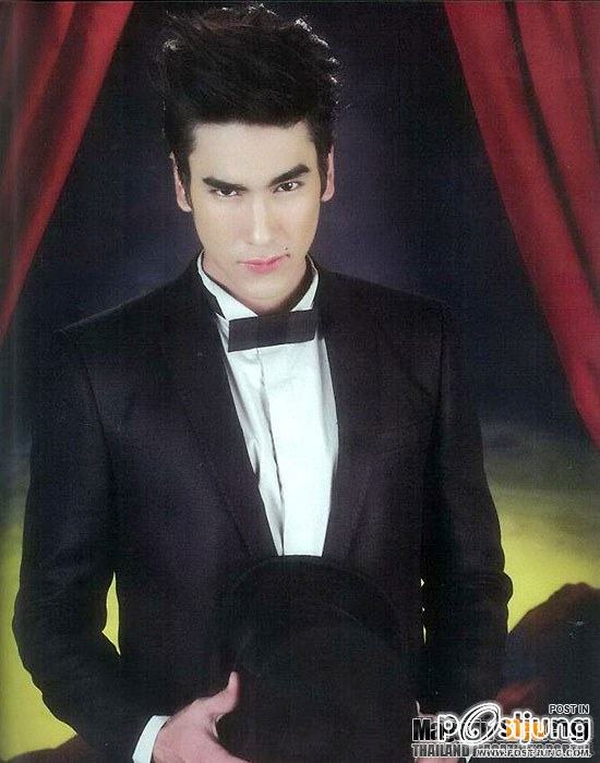 แฟชั่น The Couple Of The Year อุรัสยา – ณเดชน์ ภาพแฟชั่น จาก นิตยสาร กุลสต