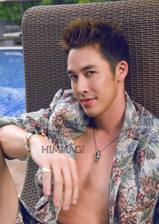 อั๊ต-อัษฎา พานิชกุล @ HIMMAG.vietnam issue 52