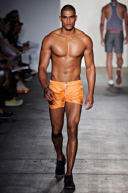 หล่อๆล่ำๆเดินแบบNEW YORK FASHION WEEK: PARKE RONEN SPRING 2012