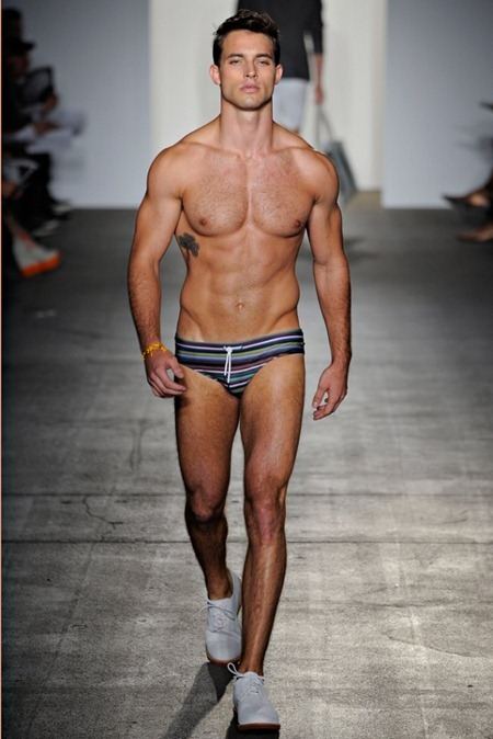 หล่อๆล่ำๆเดินแบบNEW YORK FASHION WEEK: PARKE RONEN SPRING 2012