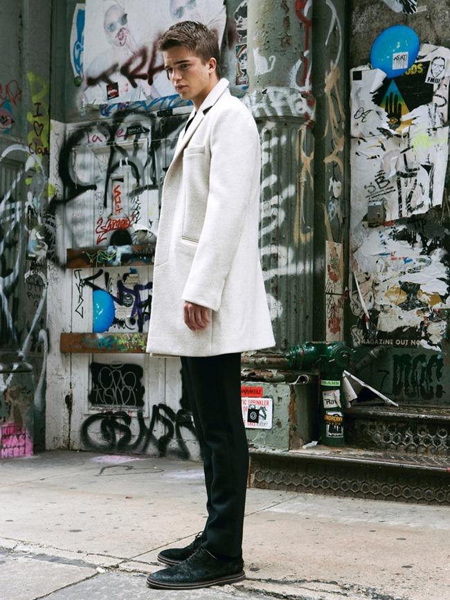 DA MAN MAGAZINE: RIVER VIIPERI IN "LIGHT COATING" BY PHOTOGRAPHER CHRISTIAN RIOS