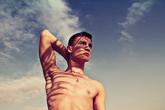 COITUS MAGAZINE: FABRICIO BACH BY PHOTOGRAPHER HENRICKSON LAURINDO