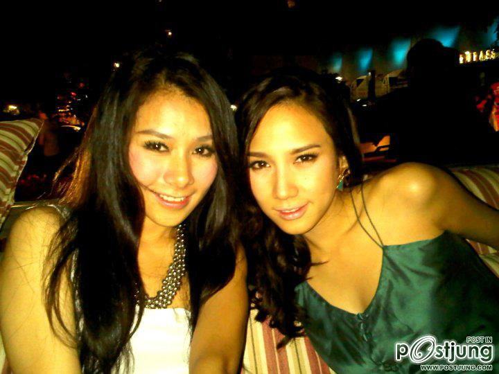 H.N.Y.2012 เก็บตกภาพสวยๆ"อั้ม พัชราภา"เเละเพื่อนๆของเธอว์ เริ่ดสะบัดช่อ อุ๊ปส์!!!