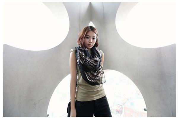 แฟชั่น Scarf ผ้าพันคอเพิ่มความอบอุ่นในหน้าหนาว