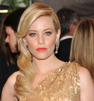 3. ผมดัดลอนสุดเซ็กซี่