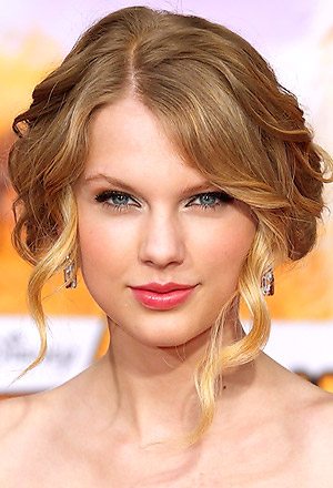 8. เกล้าผม แบบปล่อยปอยผมระหน้า