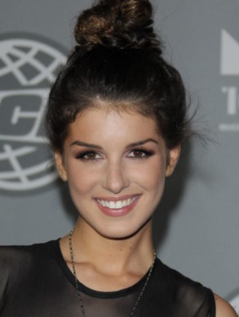 9. มวยผมกลม ๆ