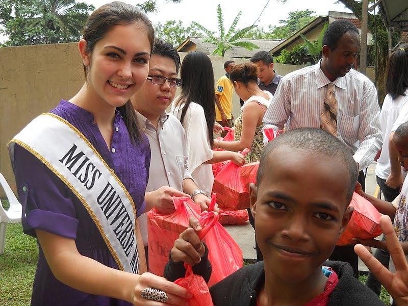 Miss  Malaysia  Universe 2O12