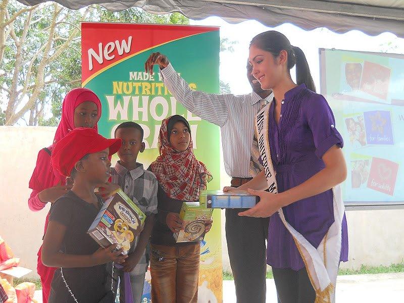 Miss  Malaysia  Universe 2O12