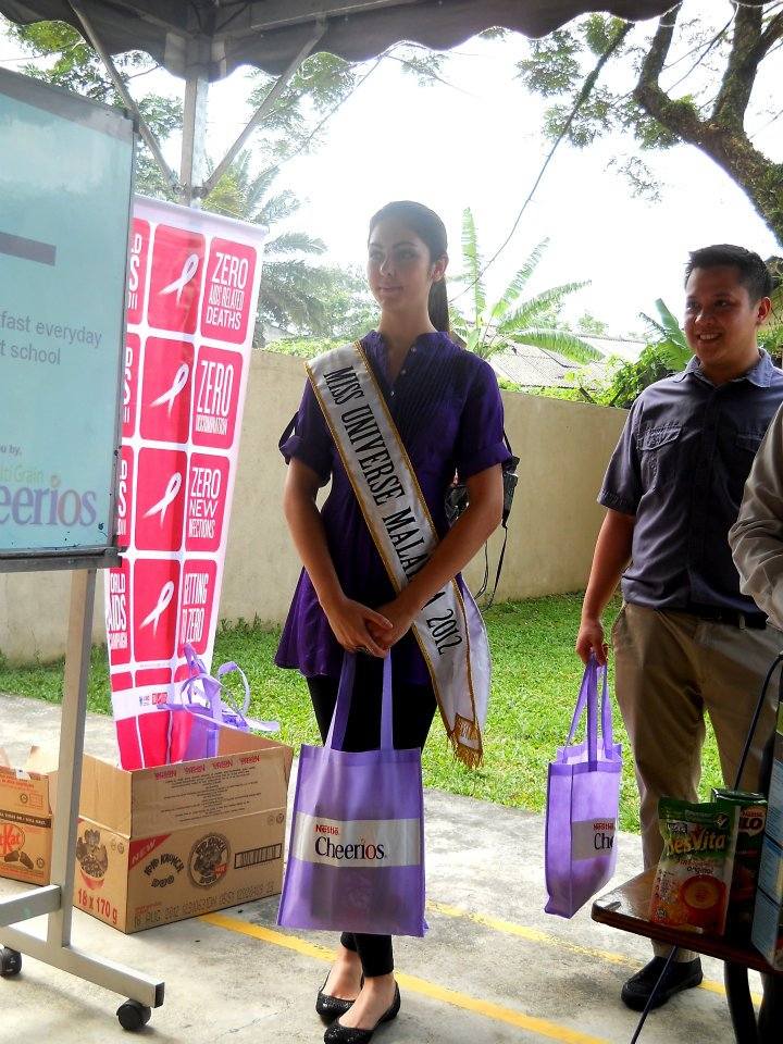 Miss  Malaysia  Universe 2O12