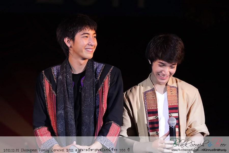โตโน่ & ริท @ งาน Chiangmai Family Carnival 2011
