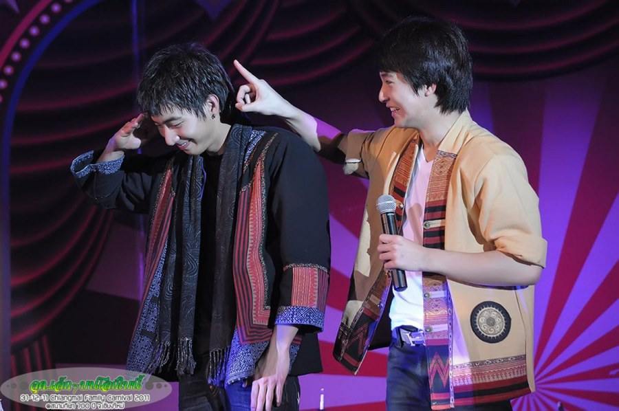 โตโน่ & ริท @ งาน Chiangmai Family Carnival 2011