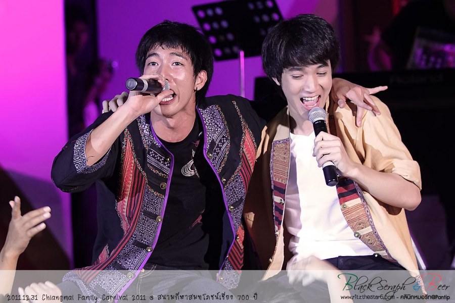 โตโน่ & ริท @ งาน Chiangmai Family Carnival 2011