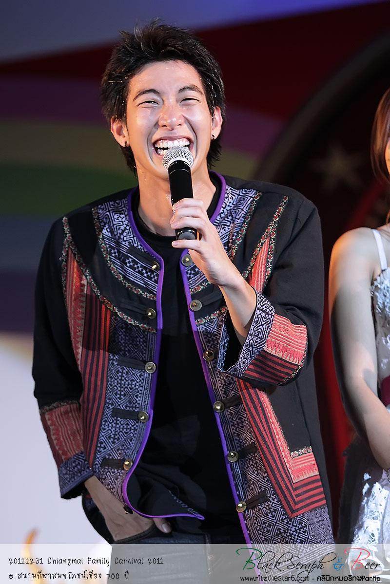 โตโน่ & ริท @ งาน Chiangmai Family Carnival 2011