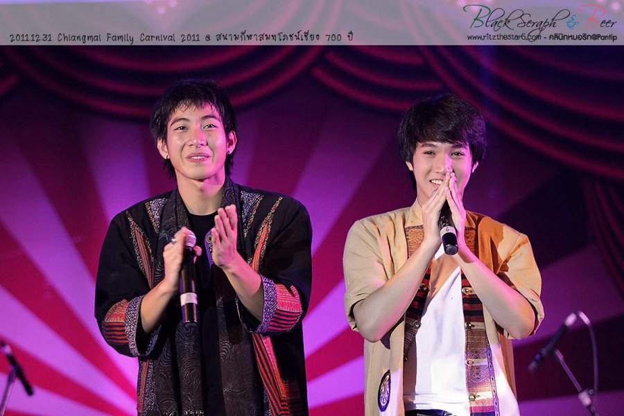 โตโน่ & ริท @ งาน Chiangmai Family Carnival 2011