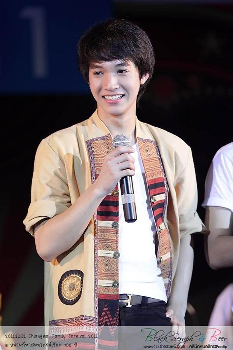 โตโน่ & ริท @ งาน Chiangmai Family Carnival 2011