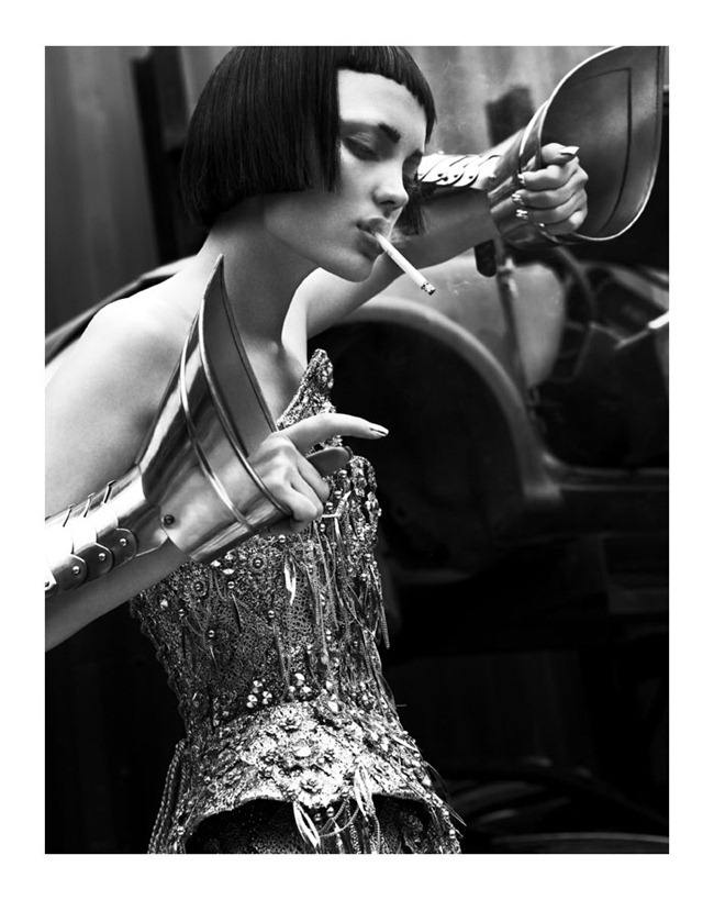 FRENCH REVUE DE MODES: NATY CHABANENKO BY PHOTOGRAPHER ISHI