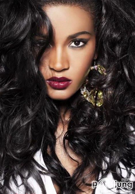 miss universe 2011activity