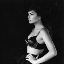 GIOIA MAGAZINE: ALYSSA MILLER IN  ALYSSA IN PRIVATO  BY PHOTOGRAPHER LAURENCE ELLI