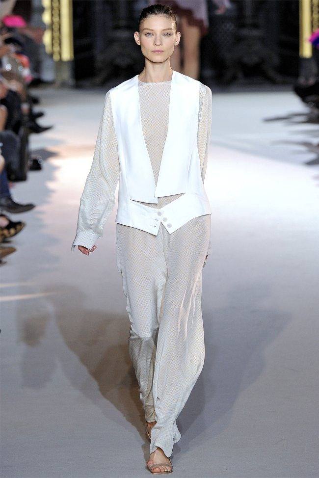 PARIS FASHION WEEK: STELLA MCCARTNEY SPRING 2012