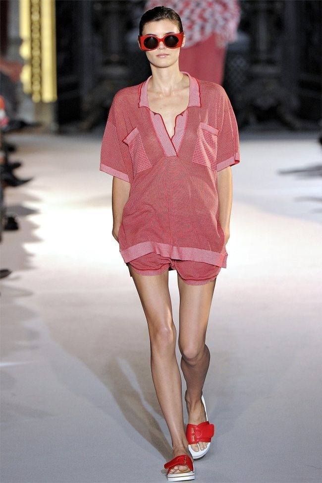 PARIS FASHION WEEK: STELLA MCCARTNEY SPRING 2012