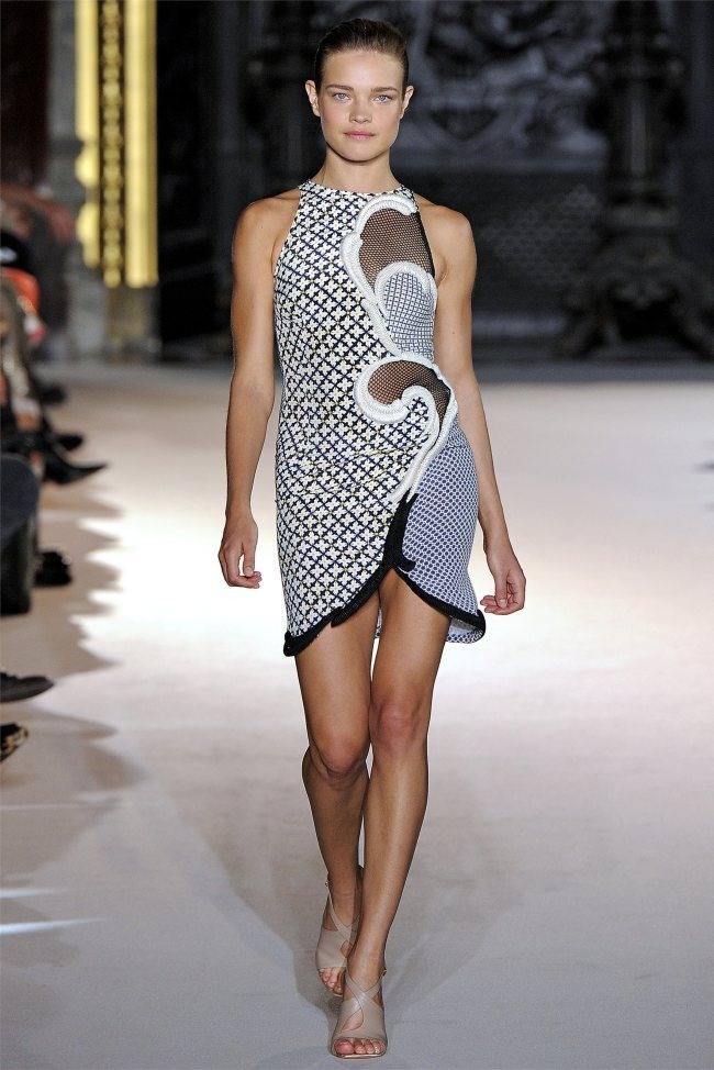 PARIS FASHION WEEK: STELLA MCCARTNEY SPRING 2012