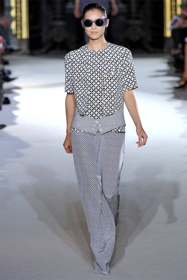 PARIS FASHION WEEK: STELLA MCCARTNEY SPRING 2012