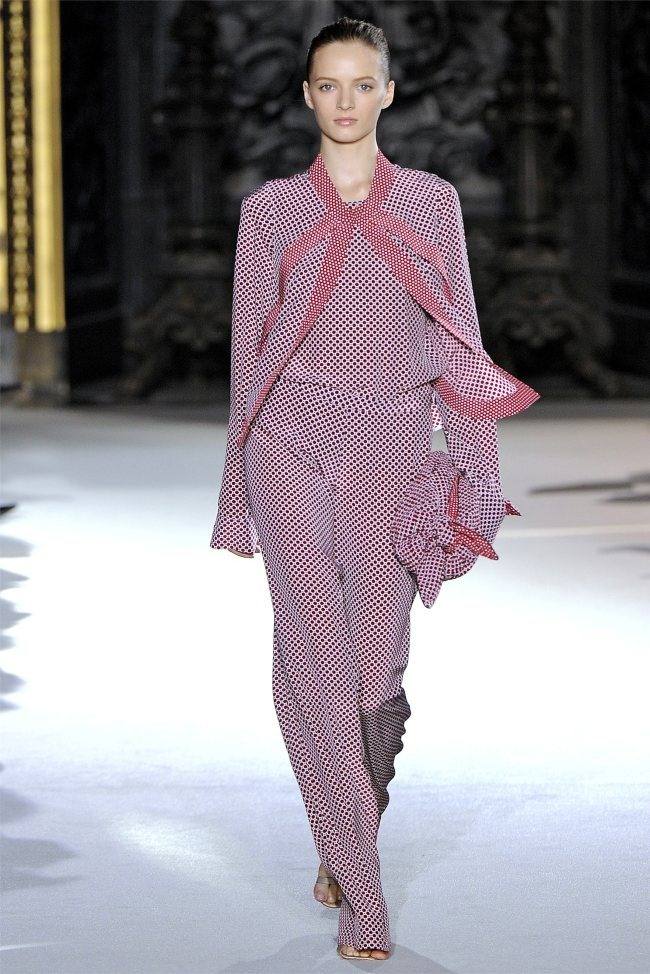 PARIS FASHION WEEK: STELLA MCCARTNEY SPRING 2012