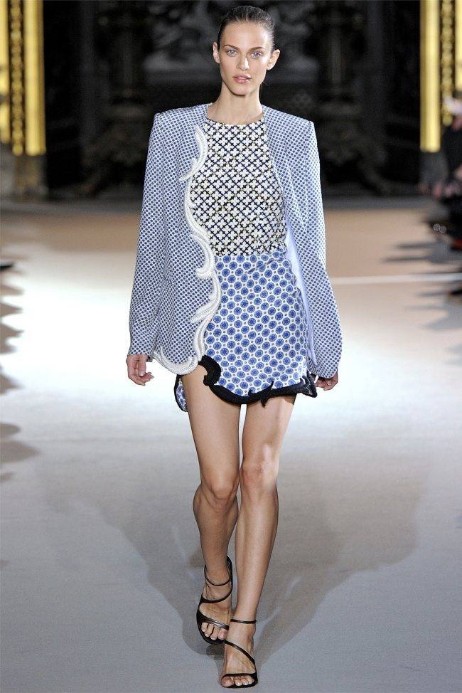 PARIS FASHION WEEK: STELLA MCCARTNEY SPRING 2012