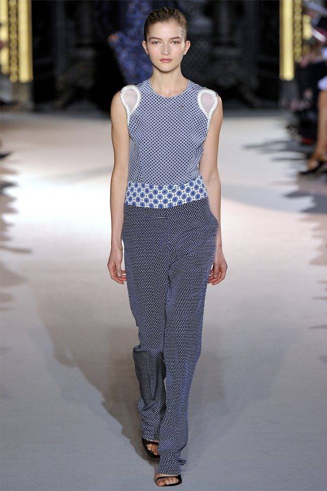 PARIS FASHION WEEK: STELLA MCCARTNEY SPRING 2012