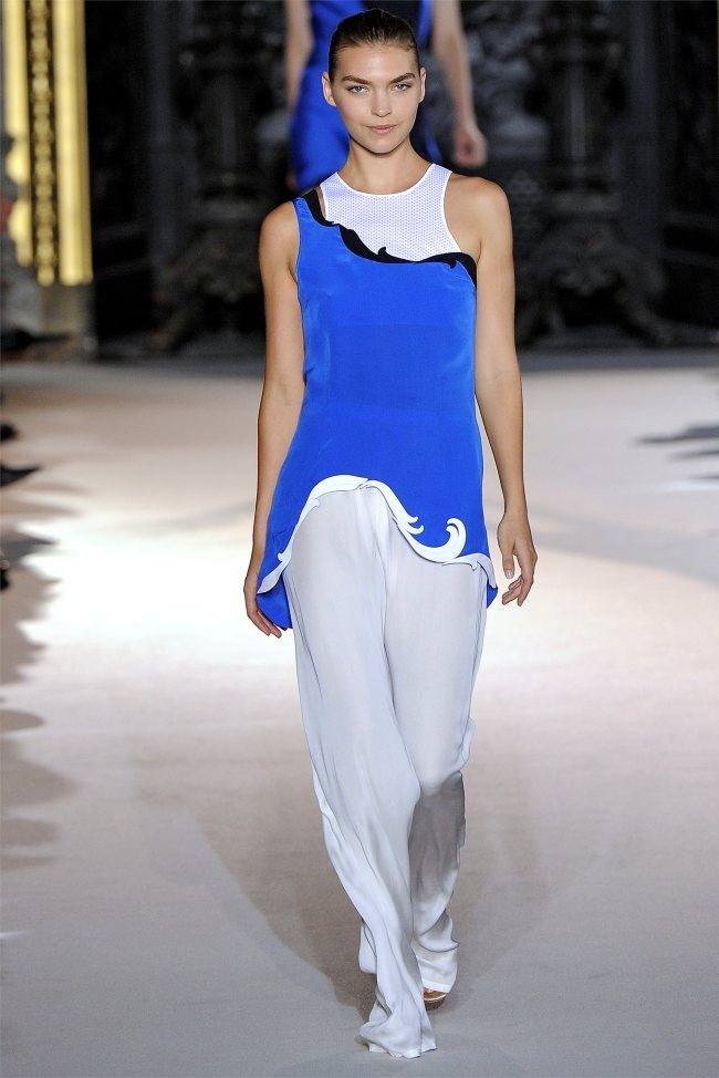 PARIS FASHION WEEK: STELLA MCCARTNEY SPRING 2012