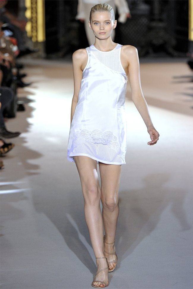 PARIS FASHION WEEK: STELLA MCCARTNEY SPRING 2012