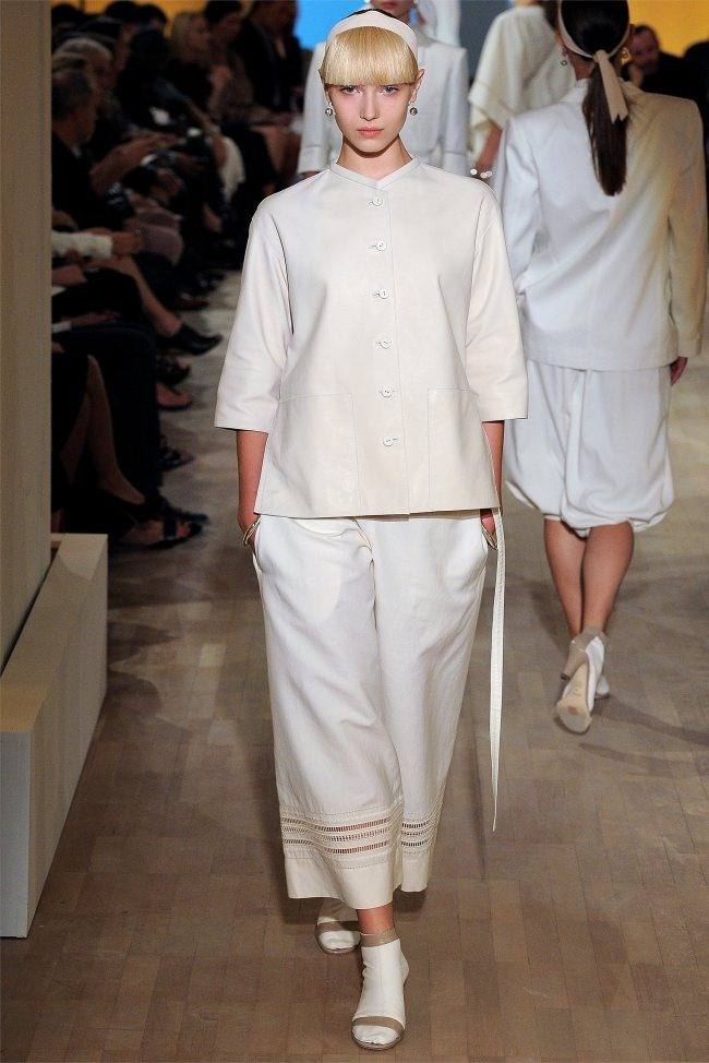 PARIS FASHION WEEK: HERMÈS SPRING 2012