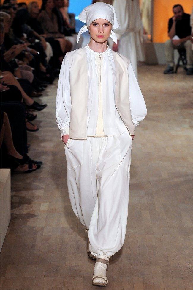 PARIS FASHION WEEK: HERMÈS SPRING 2012