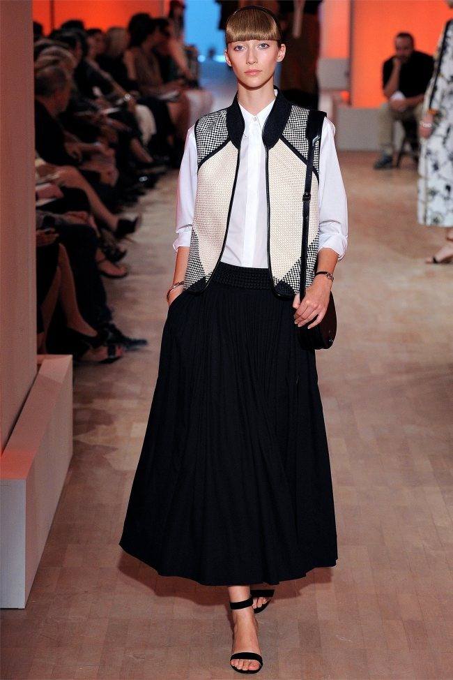 PARIS FASHION WEEK: HERMÈS SPRING 2012