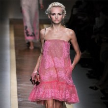 PARIS FASHION WEEK: VALENTINO SPRING 2012