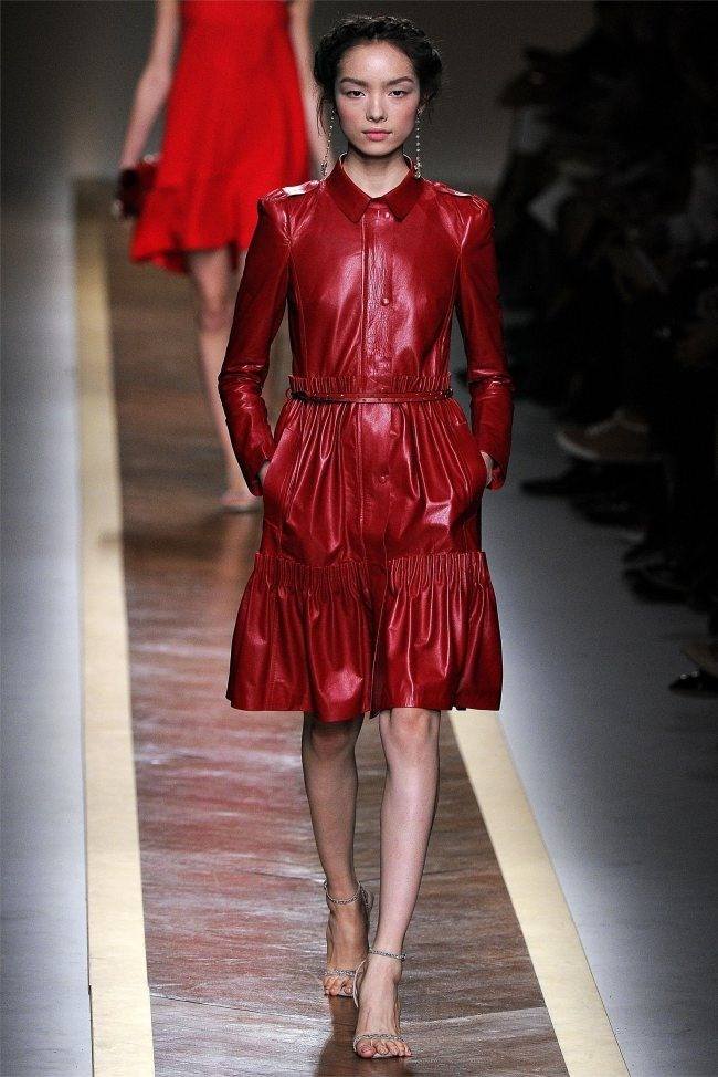 PARIS FASHION WEEK: VALENTINO SPRING 2012