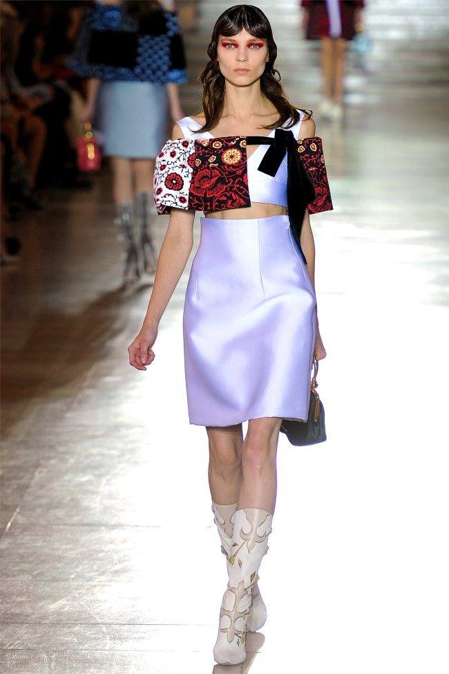 PARIS FASHION WEEK: MIU MIU SPRING 2012