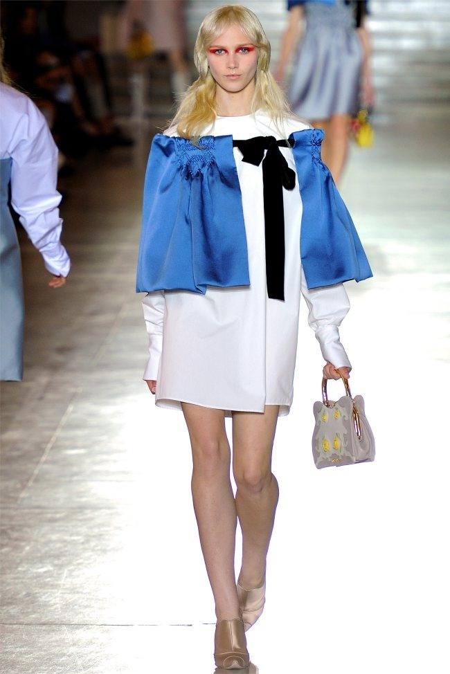 PARIS FASHION WEEK: MIU MIU SPRING 2012