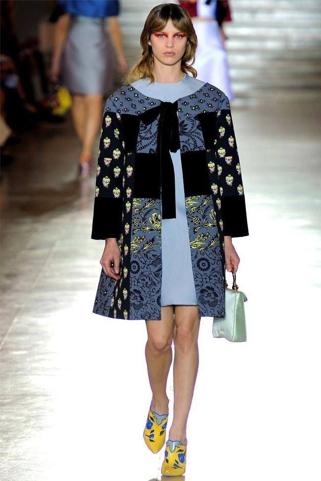 PARIS FASHION WEEK: MIU MIU SPRING 2012