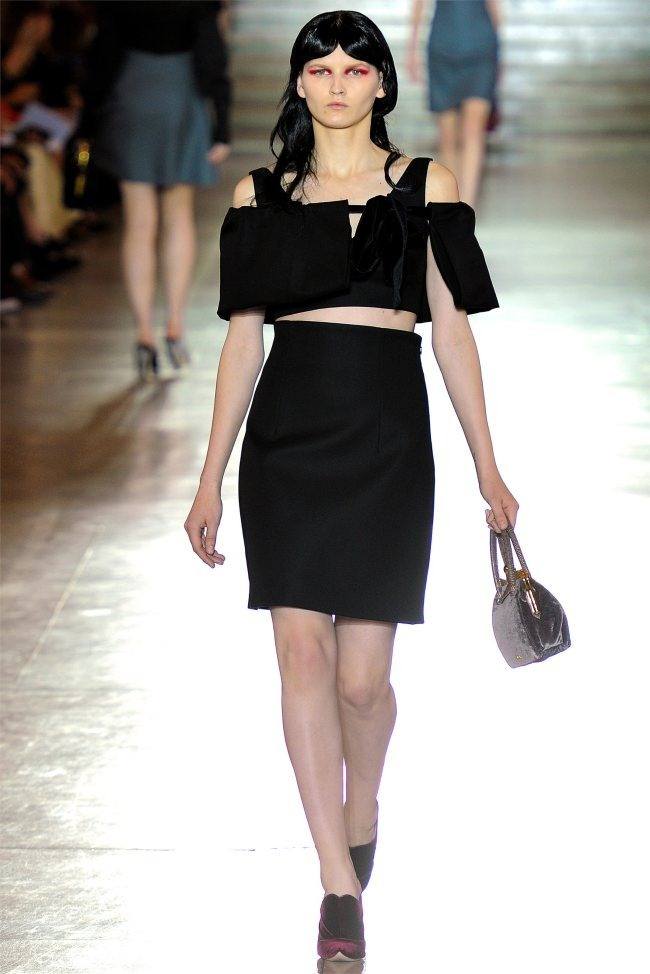 PARIS FASHION WEEK: MIU MIU SPRING 2012