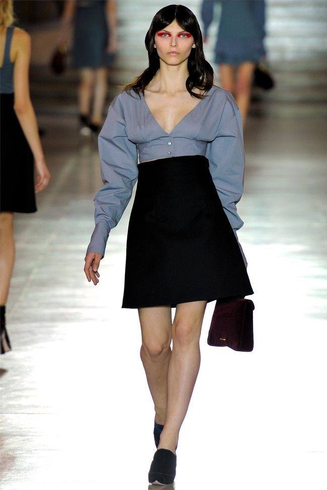 PARIS FASHION WEEK: MIU MIU SPRING 2012