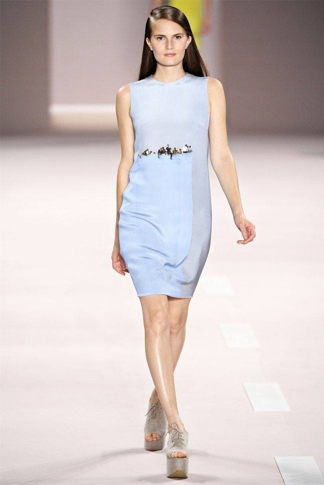 PARIS FASHION WEEK: AKRIS SPRING 2012