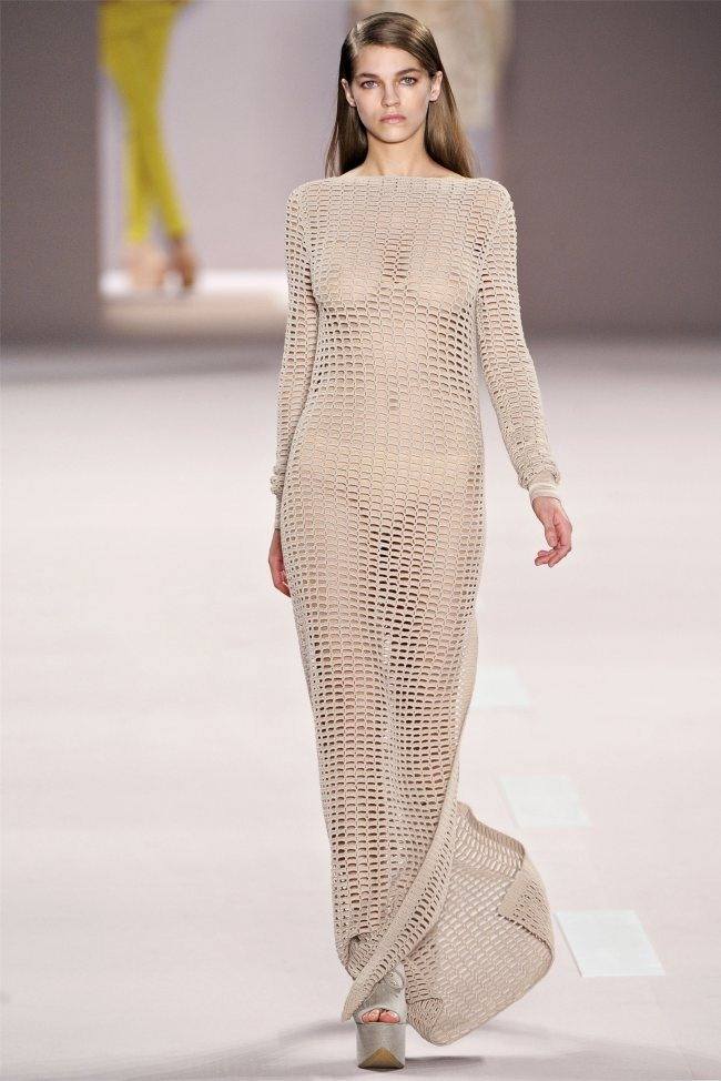 PARIS FASHION WEEK: AKRIS SPRING 2012