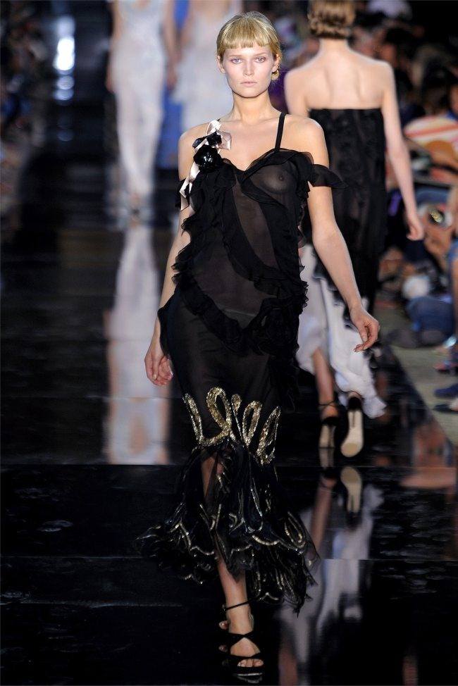 PARIS FASHION WEEK: JOHN GALLIANO SPRING 2012