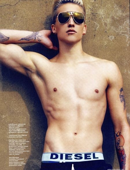 WINQ MAGAZINE: LEEBO FREEMAN IN "SOME TIME WITH THE GUYS" BY PHOTOGRAPHER PANTELIS