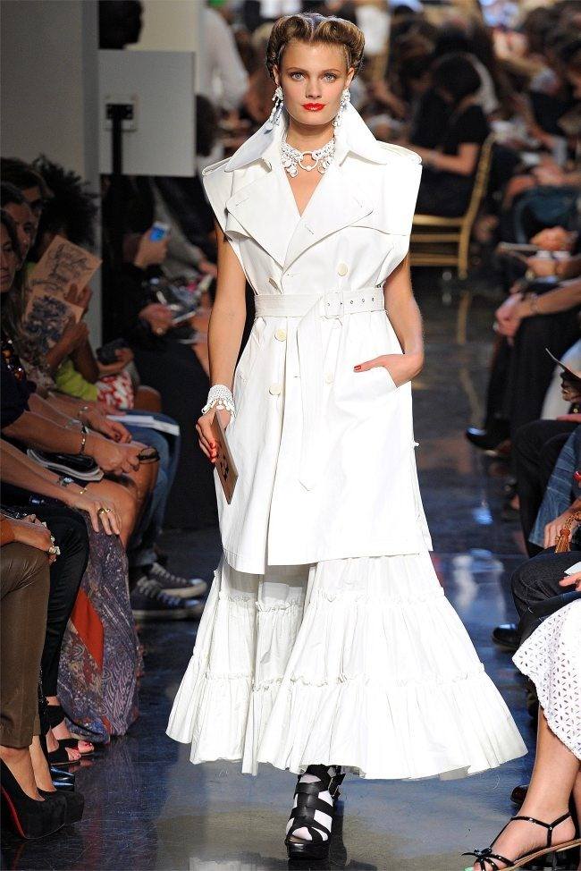 PARIS FASHION WEEK: JEAN PAUL GAULTIER SPRING 2012